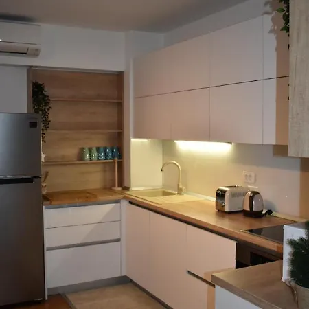 Apartment Aria