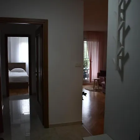 Διαμέρισμα Aria *